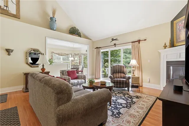 4227 Haut Brion Ct gallery image 17