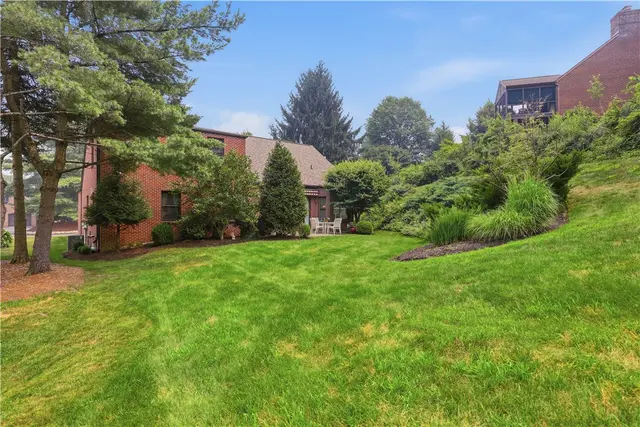 4227 Haut Brion Ct gallery image 34
