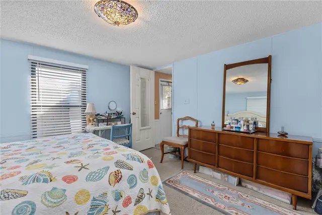 424 Perry Cir gallery image 2