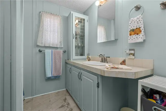 424 Perry Cir gallery image 3