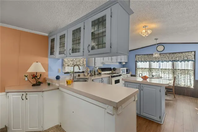 424 Perry Cir gallery image 20