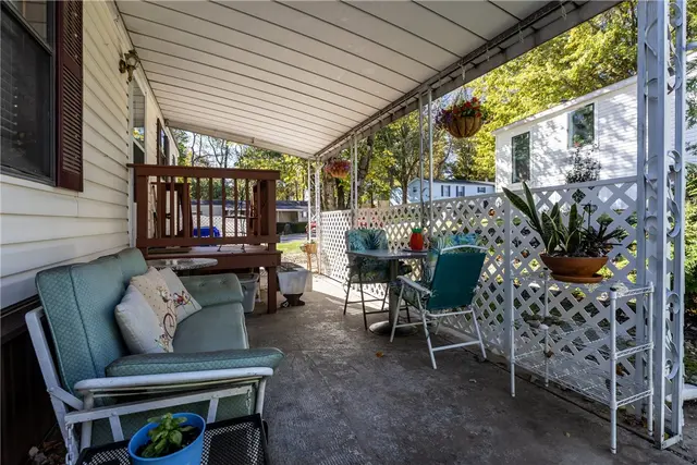 424 Perry Cir gallery image 21