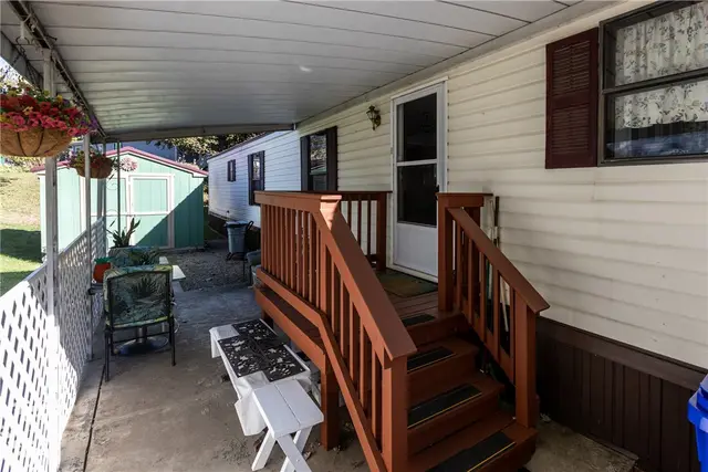424 Perry Cir gallery image 22