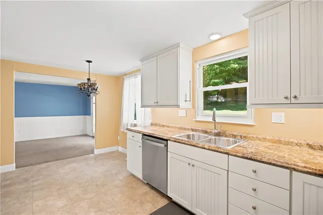 424 Woodcock Drive gallery image 3