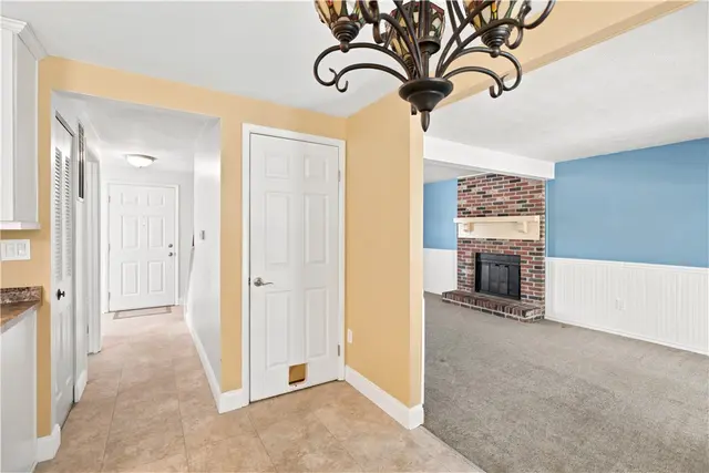 424 Woodcock Drive gallery image 7