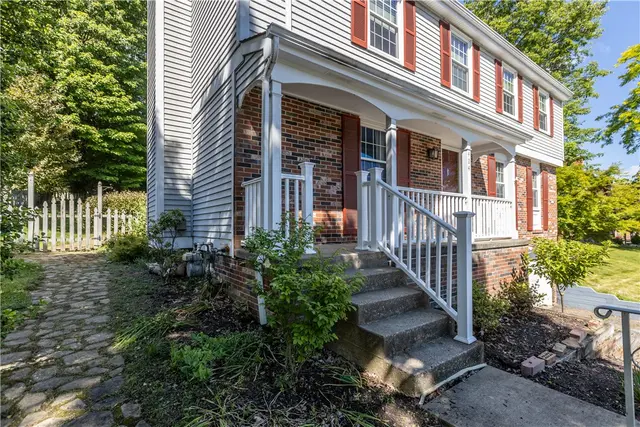 424 Woodcock Drive gallery image 10