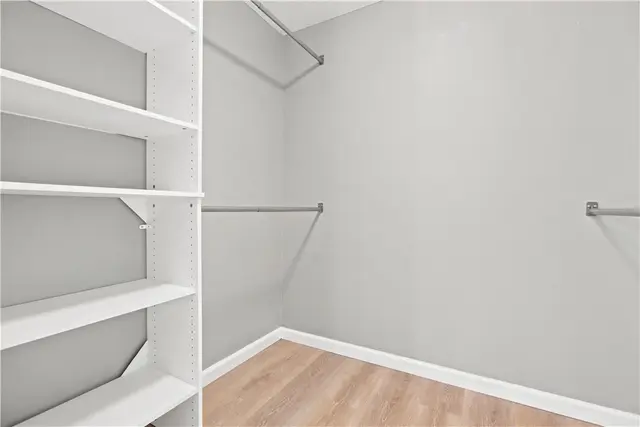 424 Woodcock Drive gallery image 18
