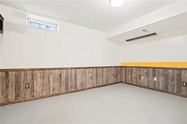 424 Woodcock Drive gallery image 33