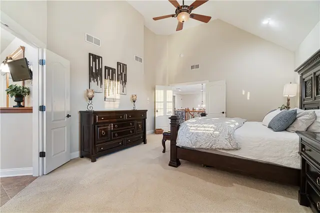 424 Wynstone Dr gallery image 13