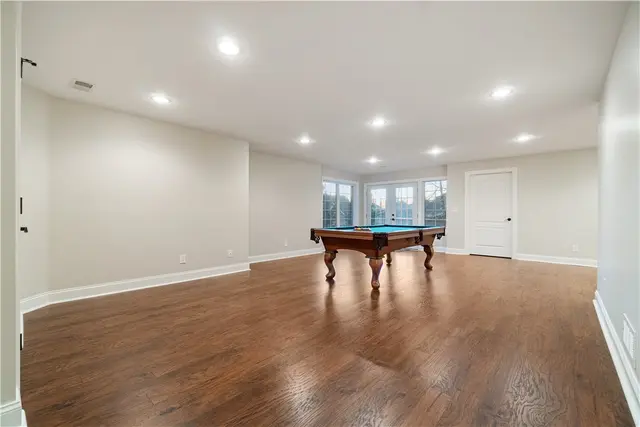 424 Wynstone Dr gallery image 42