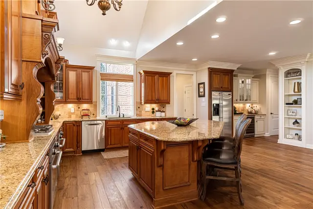 424 Wynstone Dr gallery image 43