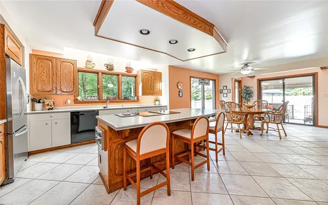 4267 Laurel Ridge Dr gallery image 11