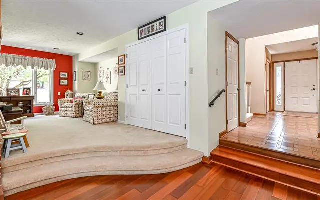 4267 Laurel Ridge Dr gallery image 15