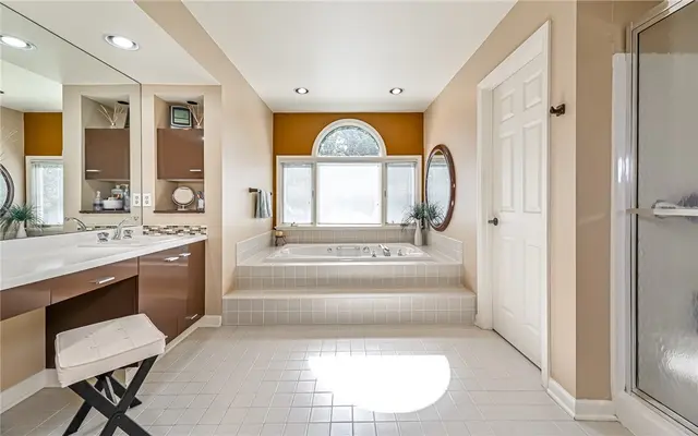 4267 Laurel Ridge Dr gallery image 21
