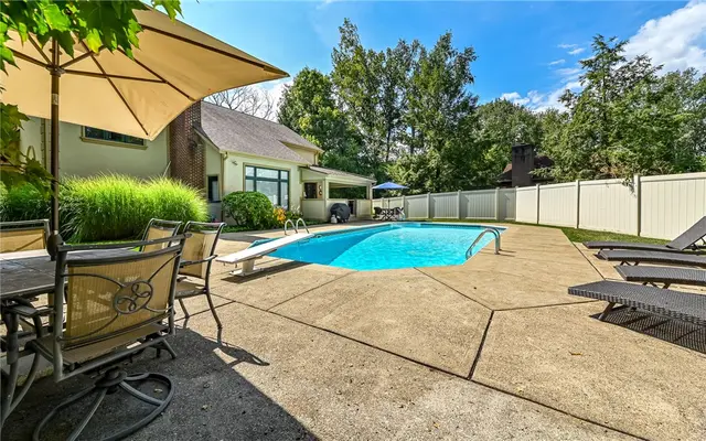 4267 Laurel Ridge Dr gallery image 33