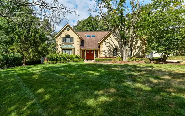 4267 Laurel Ridge Dr