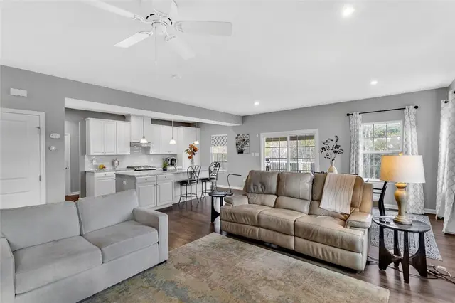 428 Whitetail Meadows Trl gallery image 10