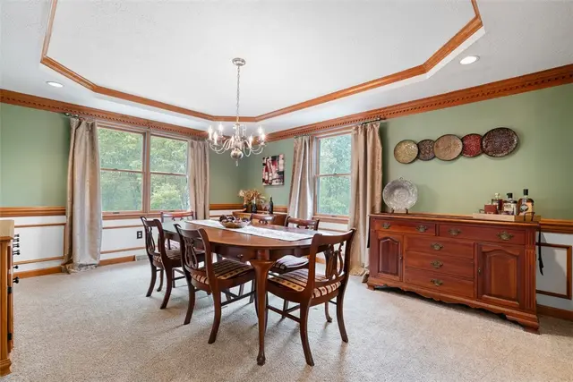 429 Fox Meadow Dr gallery image 2