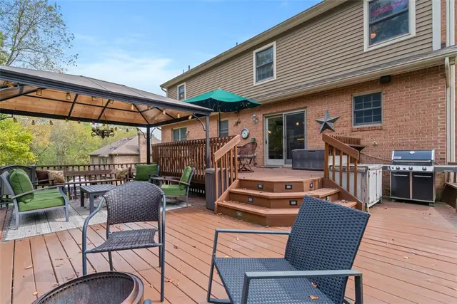 429 Fox Meadow Dr gallery image 10