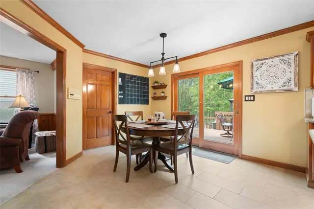 429 Fox Meadow Dr gallery image 18