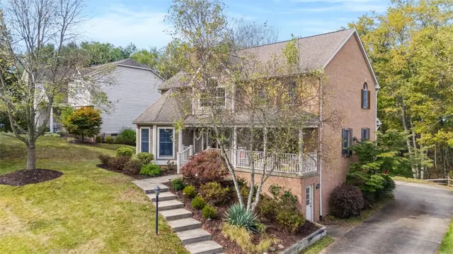 429 Fox Meadow Dr gallery image 20
