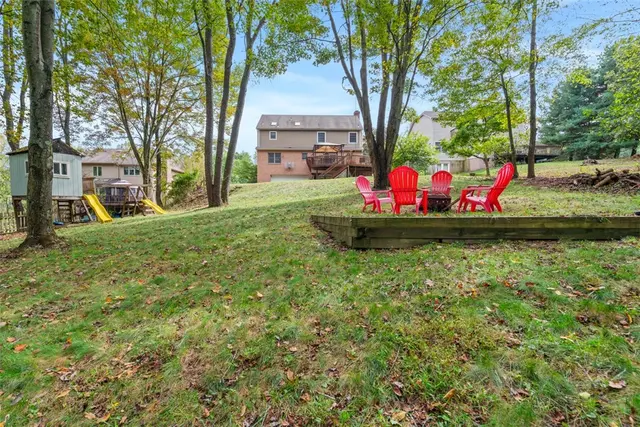 429 Fox Meadow Dr gallery image 21