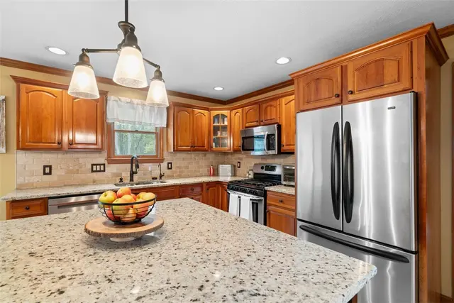 429 Fox Meadow Dr gallery image 23
