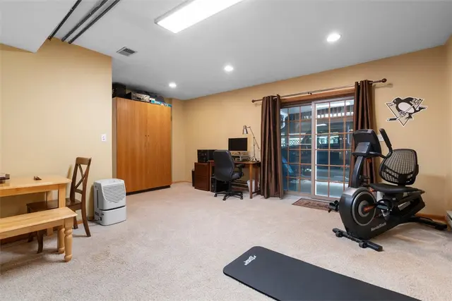 429 Fox Meadow Dr gallery image 27