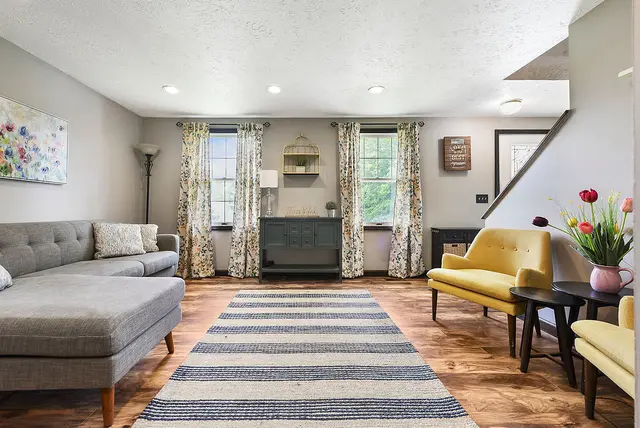 431 Deerfield Dr gallery image 12