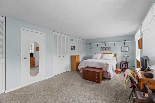 4313 Hemlock Circle gallery image 11