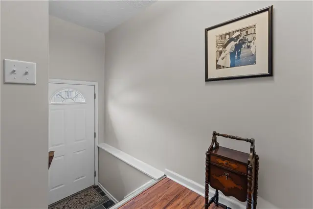 4313 Hemlock Circle gallery image 12