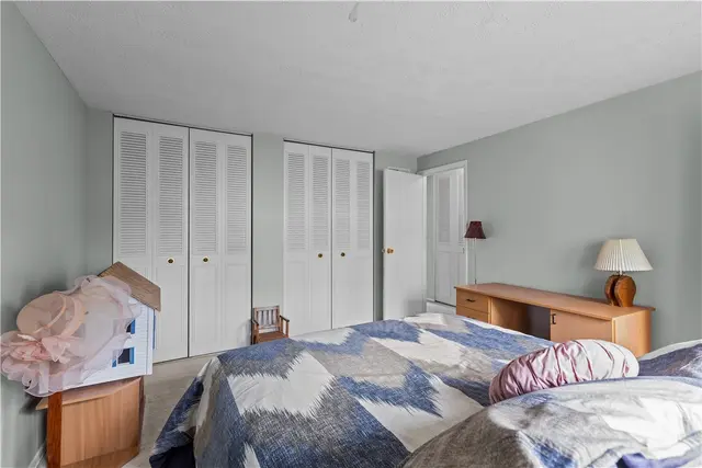 4313 Hemlock Circle gallery image 21