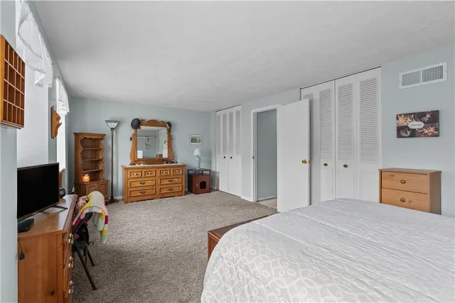 4313 Hemlock Circle gallery image 27