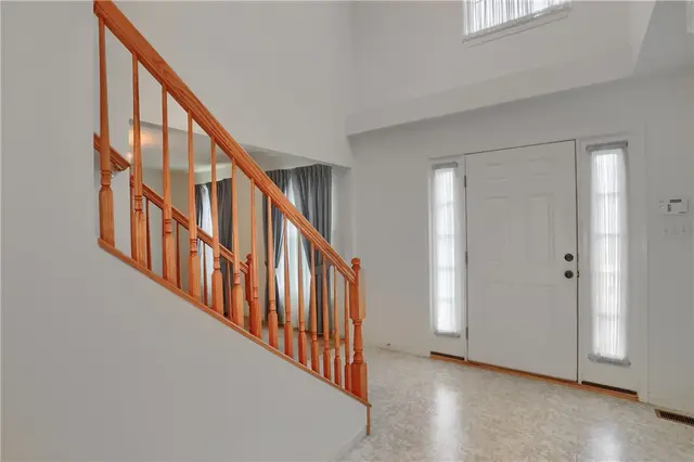 4314 Grandview Drive gallery image 5