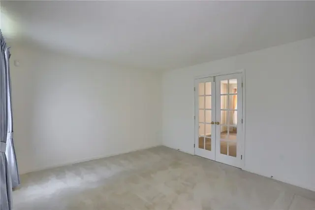 4314 Grandview Drive gallery image 8