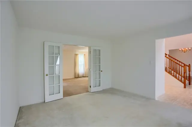 4314 Grandview Drive gallery image 9