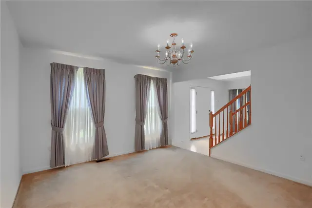 4314 Grandview Drive gallery image 10