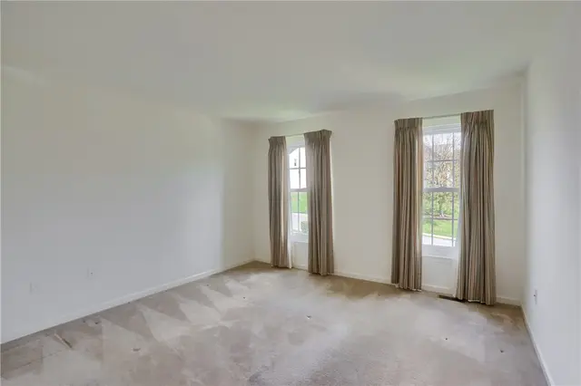 4314 Grandview Drive gallery image 13