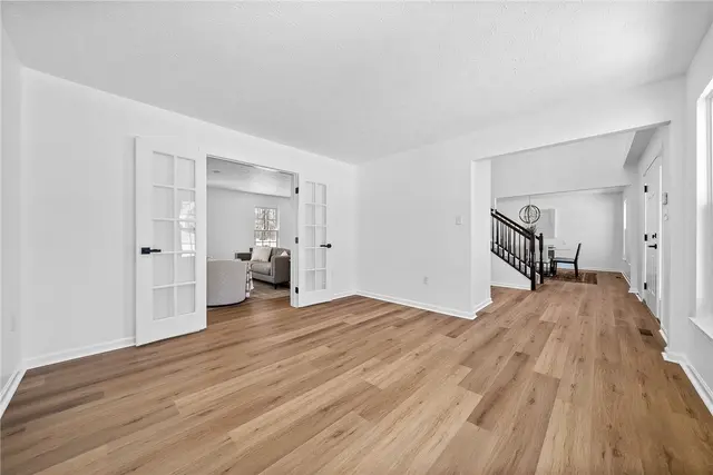 4314 Grandview gallery image 4