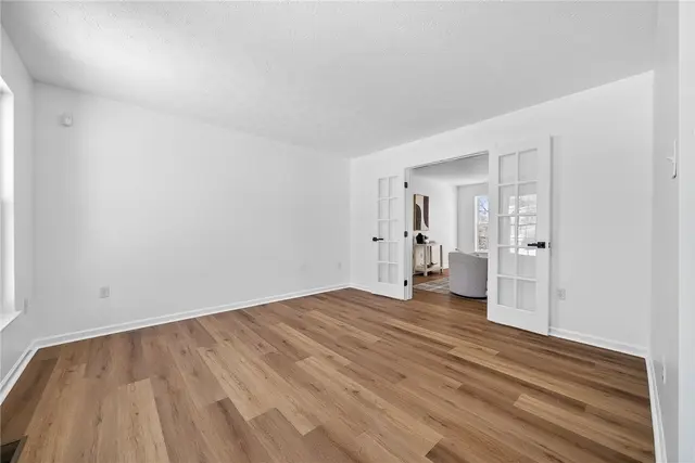 4314 Grandview gallery image 8