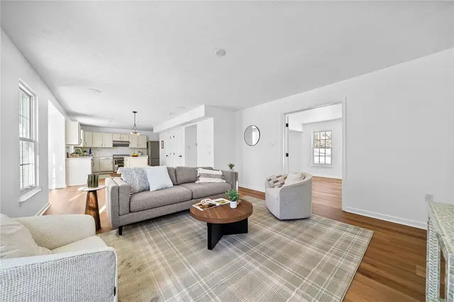 4314 Grandview gallery image 11