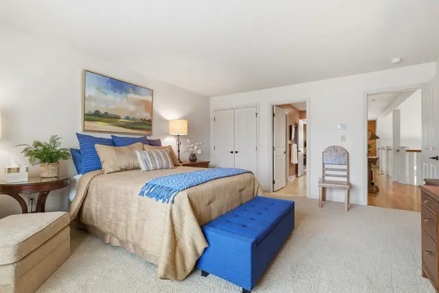 4324 Muirfield DRIVE gallery image 27
