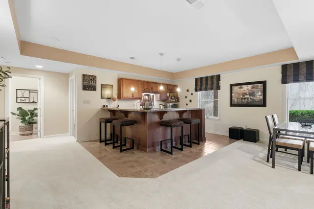 4324 Muirfield DRIVE gallery image 32