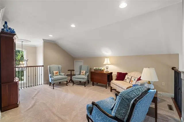 4326 Muirfield Drive gallery image 5