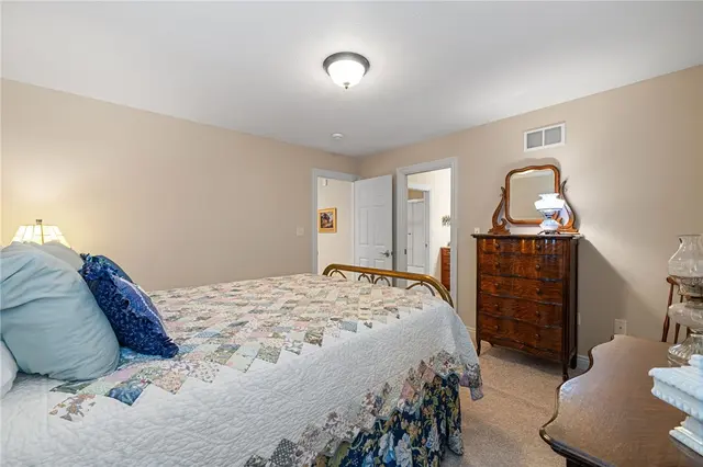4326 Muirfield Drive gallery image 31