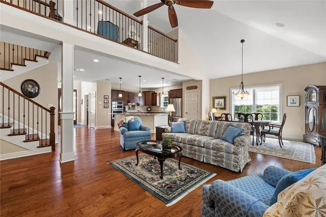 4326 Muirfield Drive gallery image 35