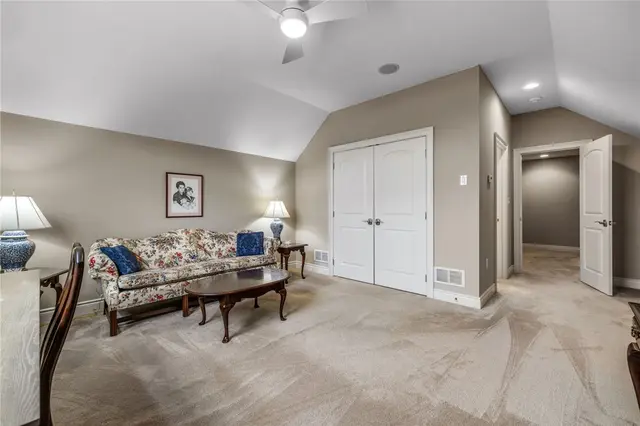 4327 Muirfield Drive gallery image 28