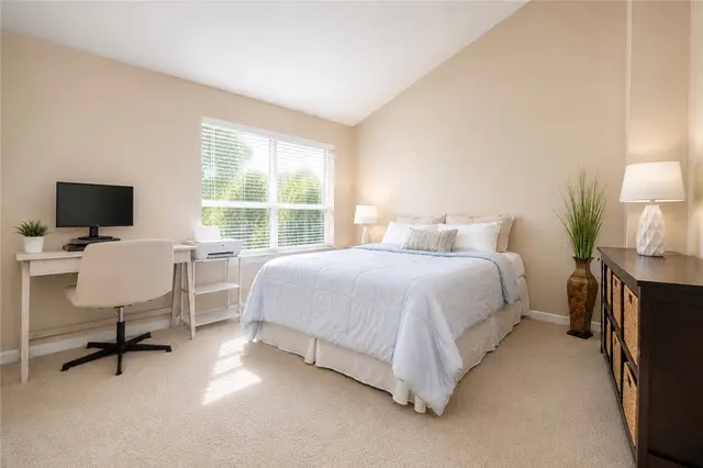 433 Georgetown Court gallery image 6
