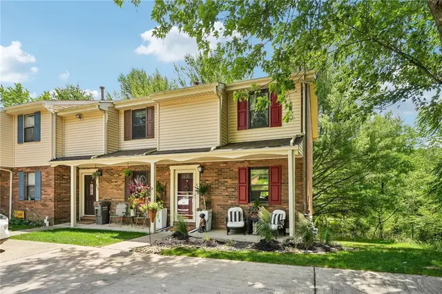 435 Brookside Ct gallery image 26