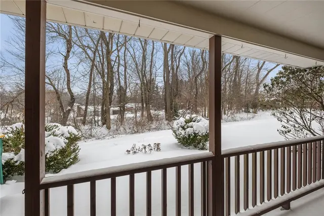 4360 Hemlock Cir gallery image 10